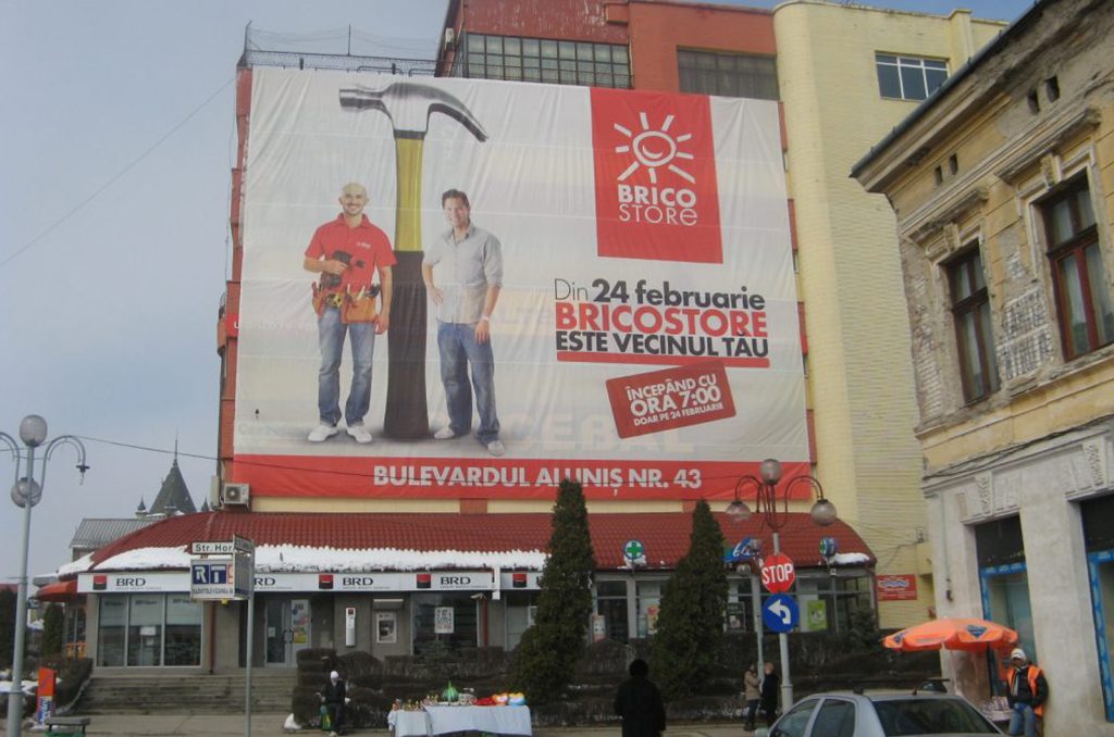 Publicitate outdoor mesh